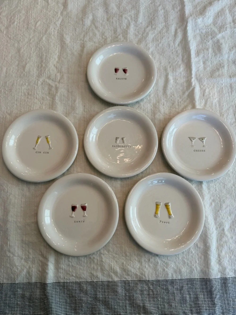 Williams Sonoma Cheers 6 White Ceramic cheers desert 6” plates